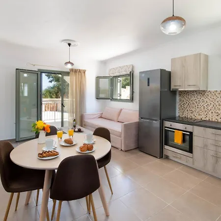 Apartment My Olive Garden By Paxosretreats